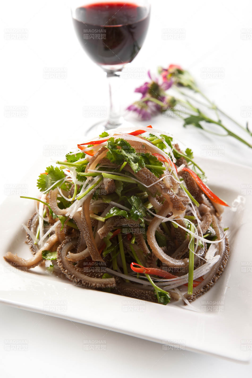 凉菜捞汁木耳图片