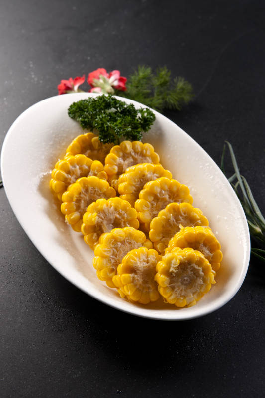 煮玉米切片图片