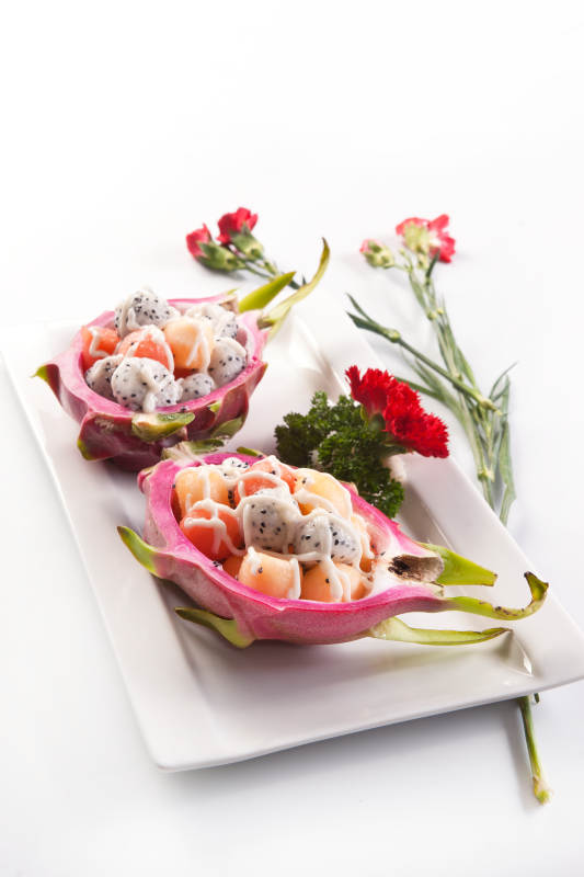 缤纷水果酸奶捞图片