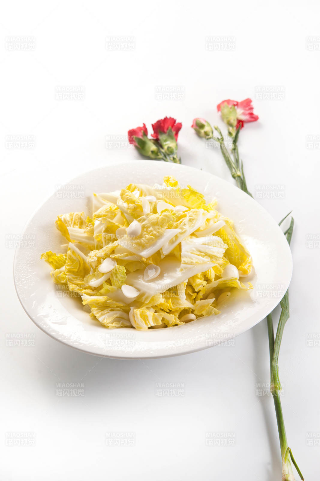 凉拌杏仁娃娃菜图片