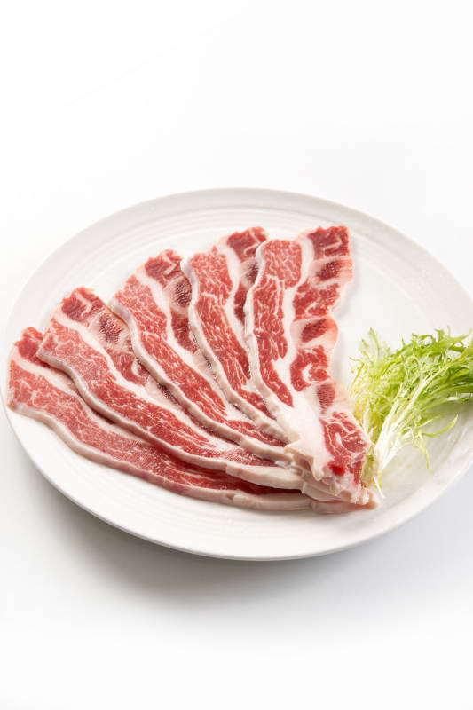 火锅食材生鲜带骨雪花牛排图片