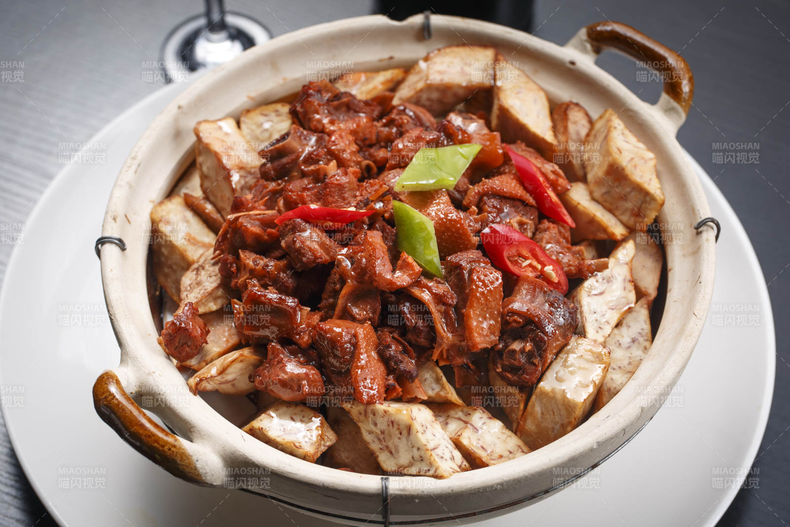 虫草花海蜇丝扣菠菜图片