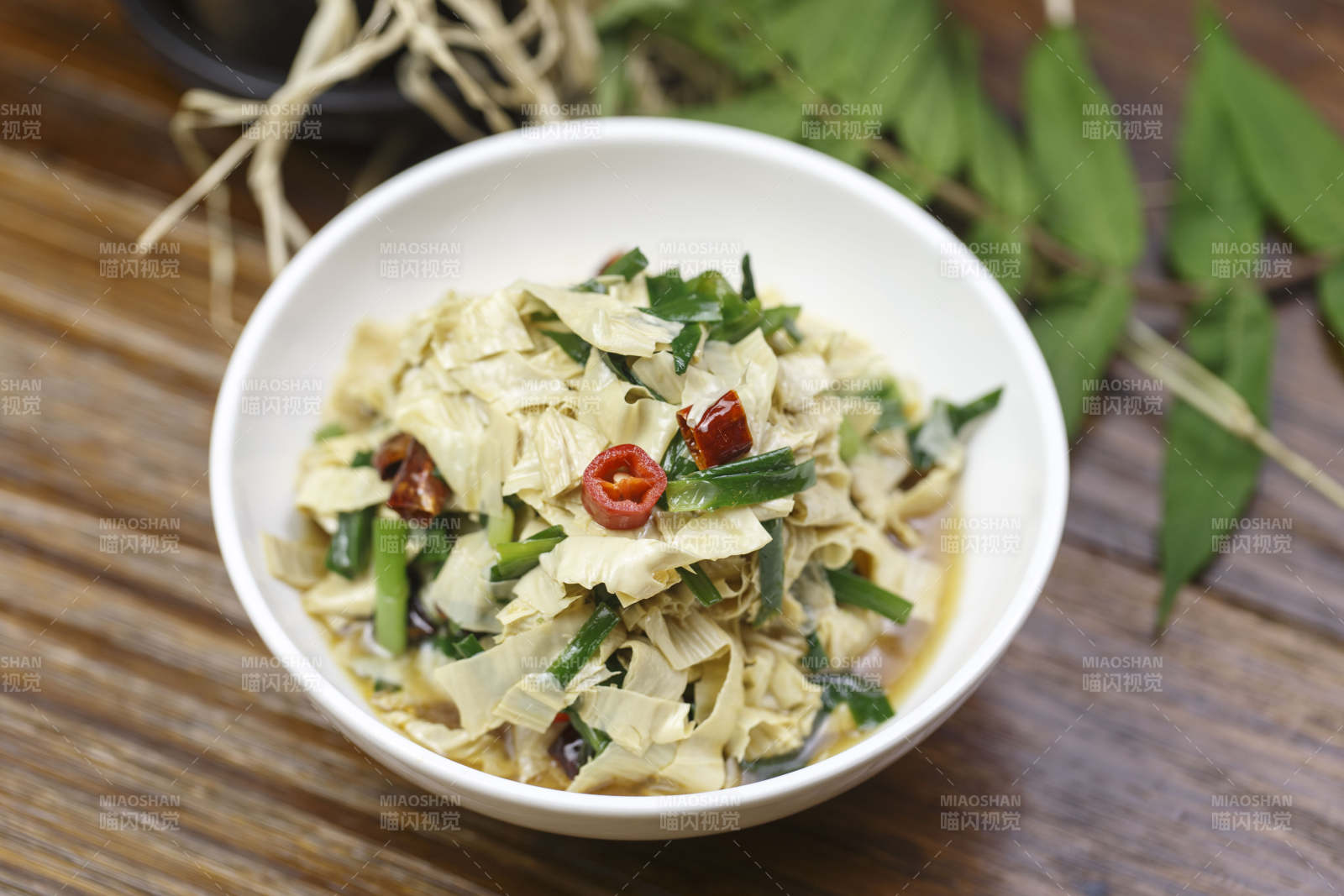 韭菜香炒油豆皮图片