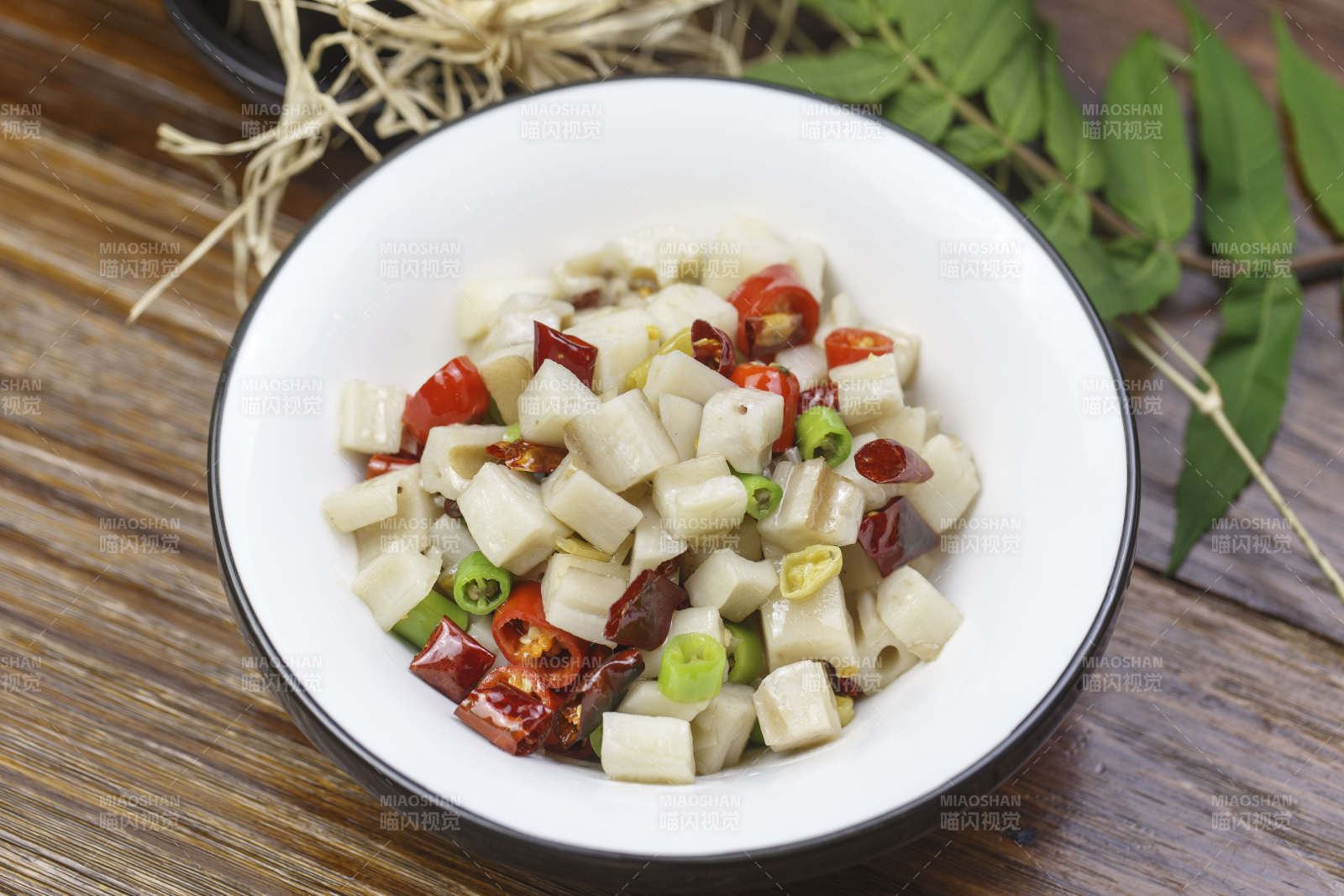 湘味香辣炒藕块图片