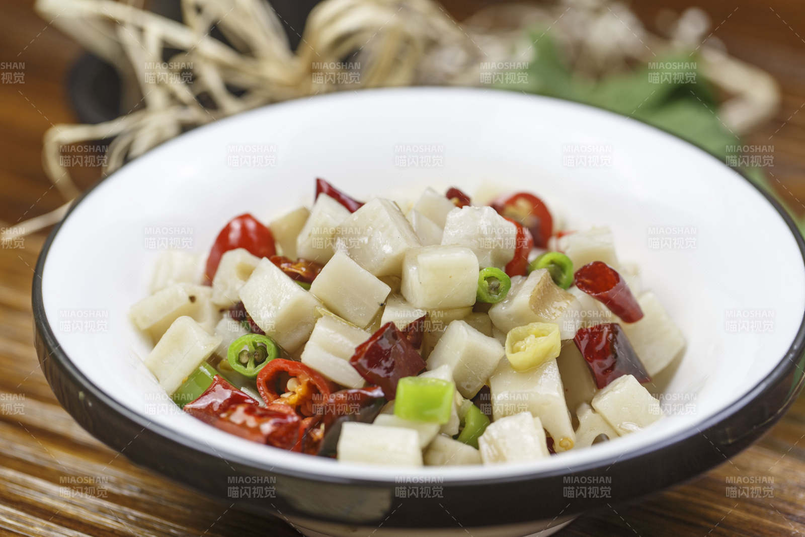 湘味香辣炒藕块图片