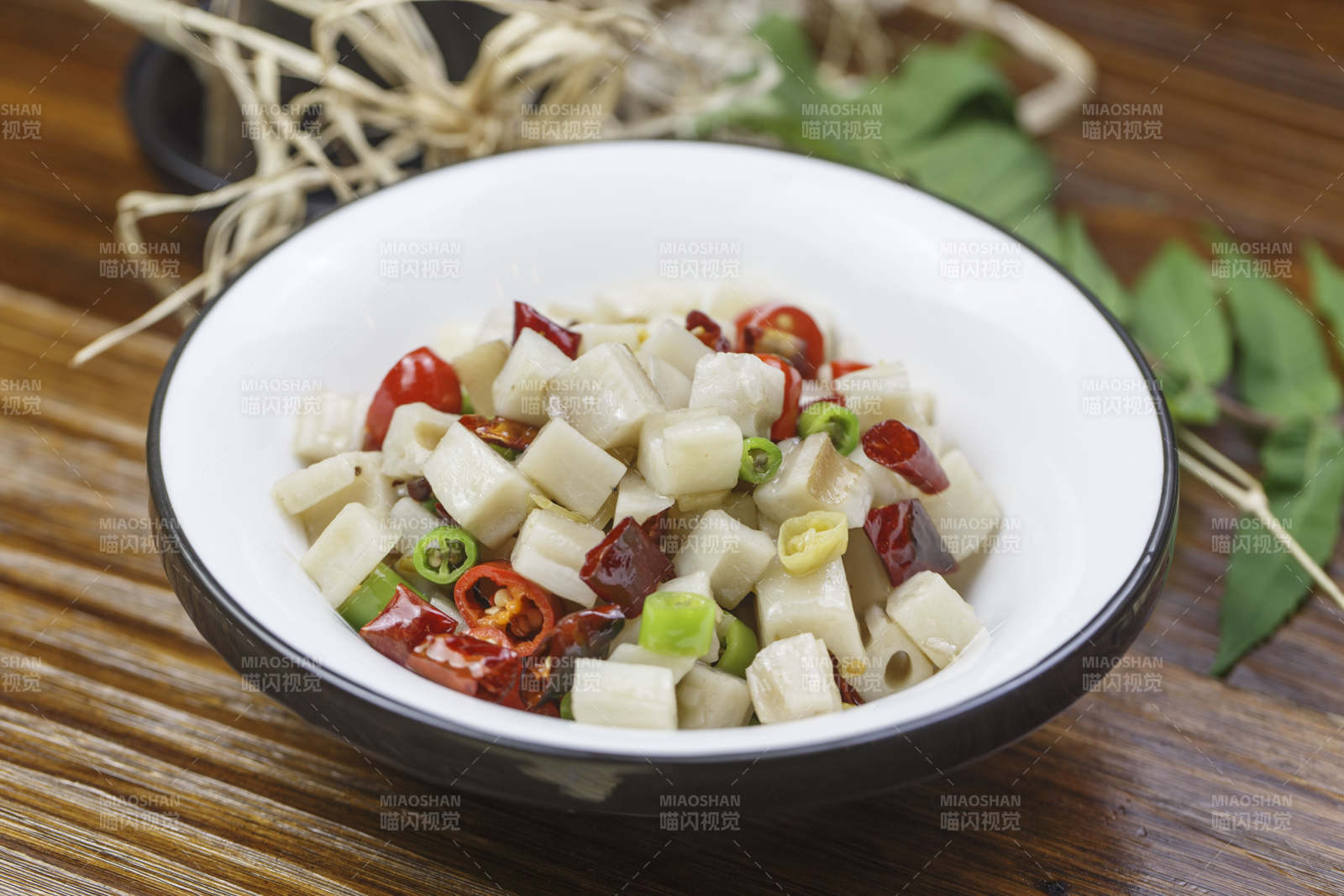 湘味香辣炒藕块图片