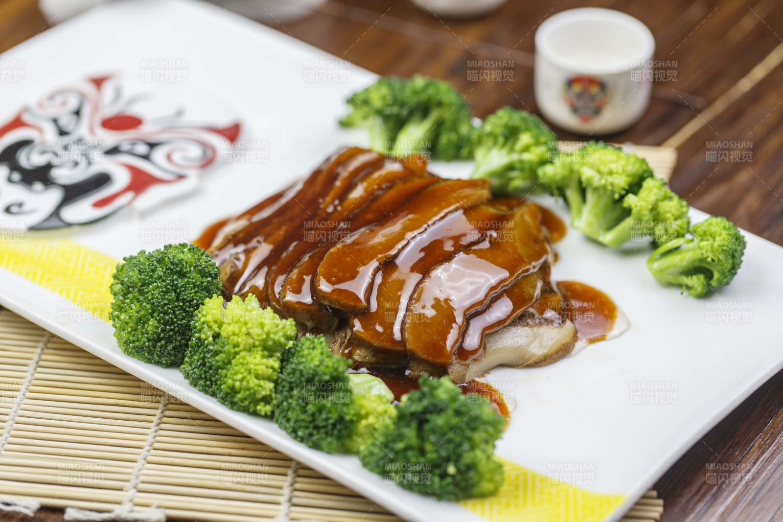 照烧浇汁大螺片图片