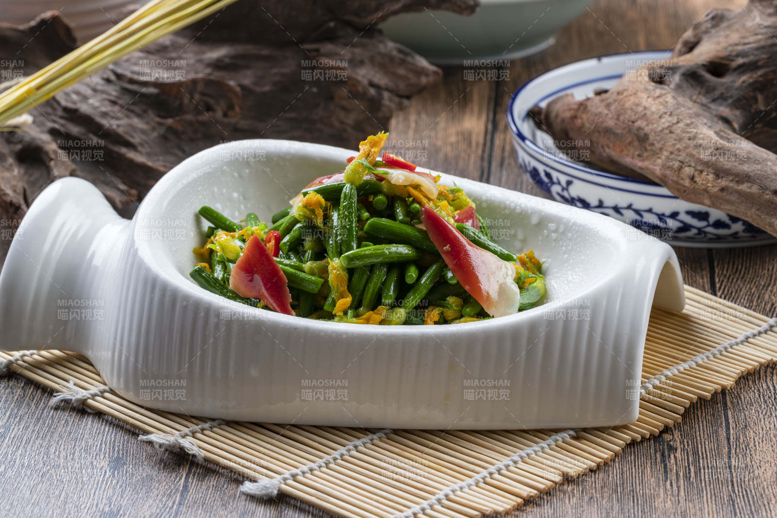 黄瓜仔凉拌北极贝图片