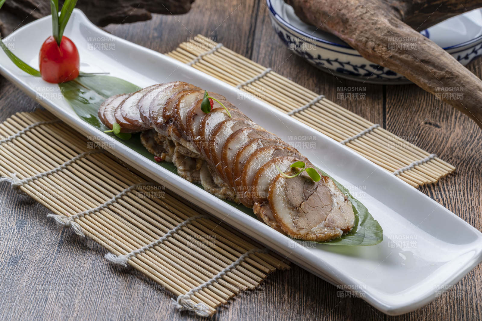 五香压肘花图片