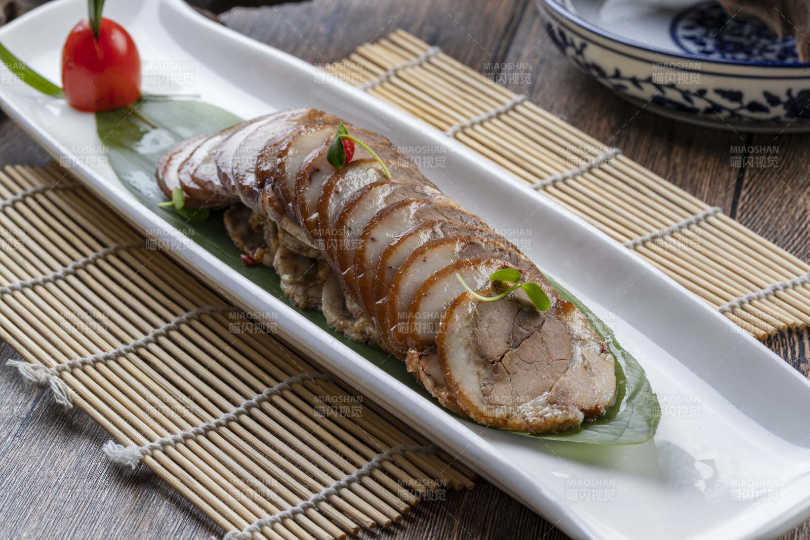 五香压肘花图片