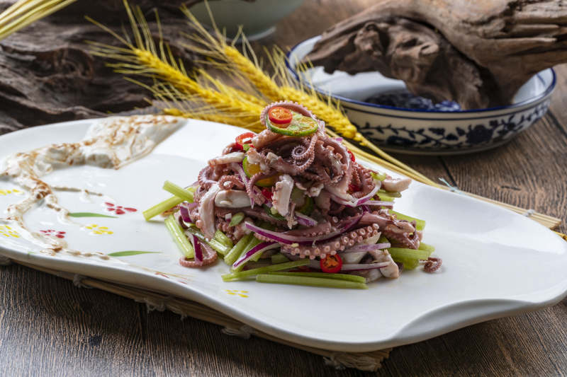 凉拌鱿鱼须图片