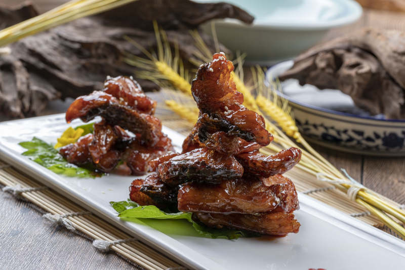 糖醋烟熏糟醉青鱼图片