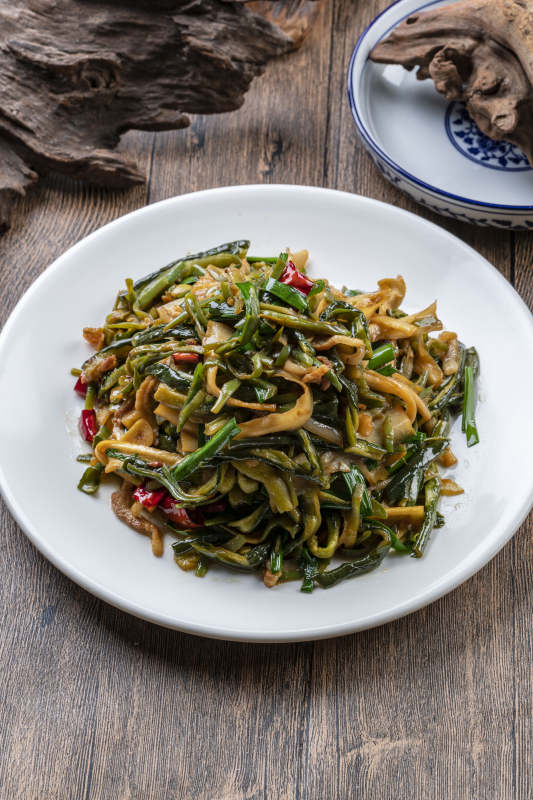 韭菜肉丝辣炒葫芦条图片