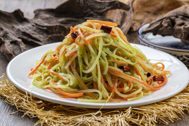 素炒三丝胡萝卜丝笋丝土豆丝图片