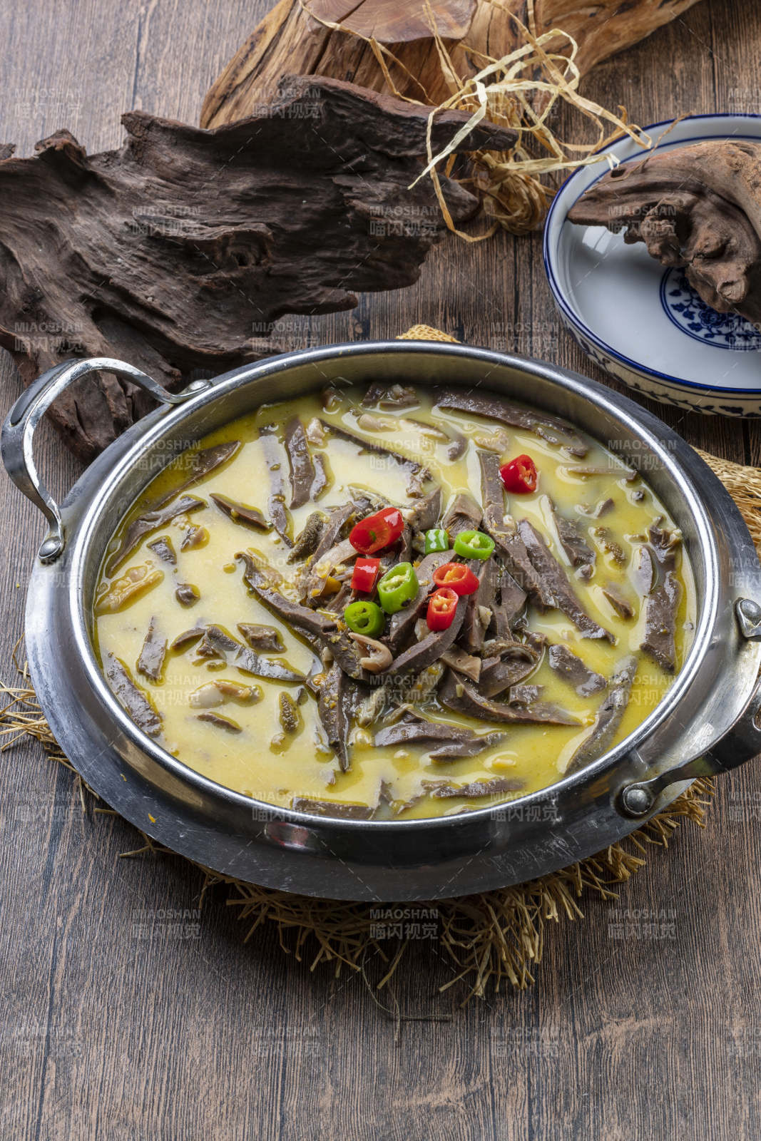 香辣酸汤羊杂图片