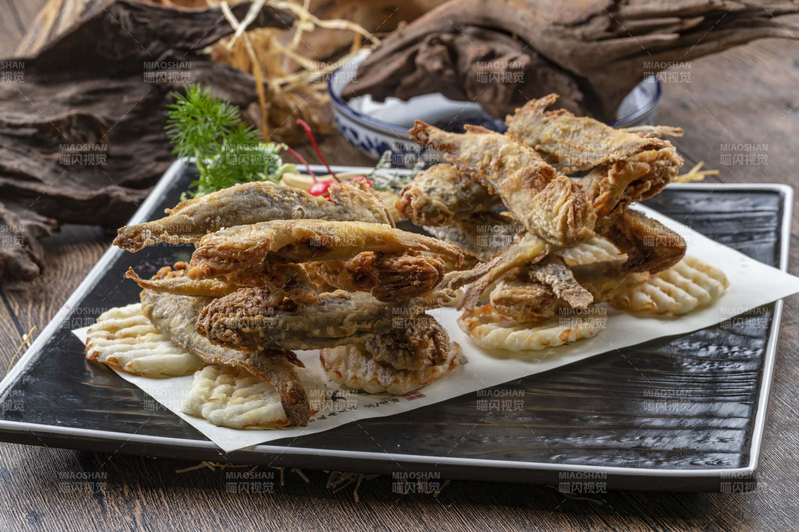 干炸小黄鱼图片