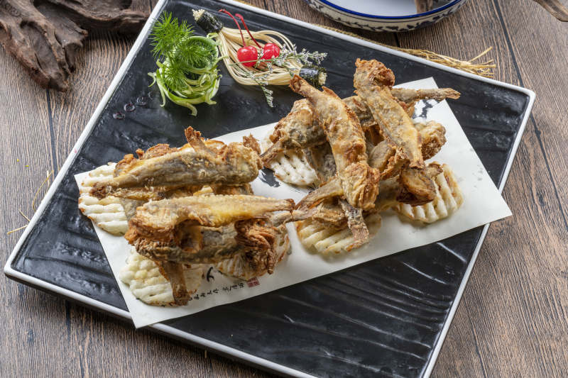 干炸小黄鱼图片