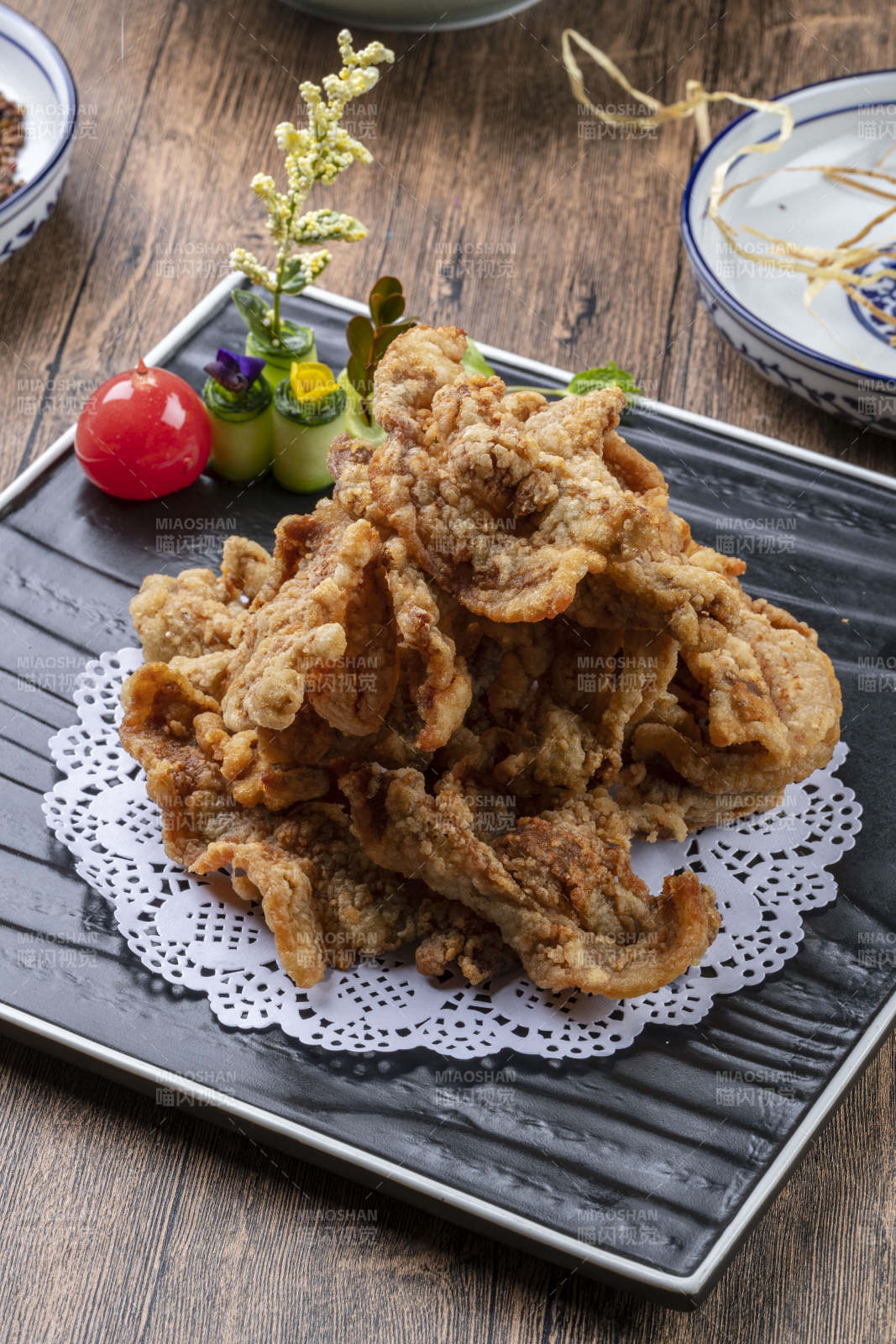 椒盐香酥猪油渣图片