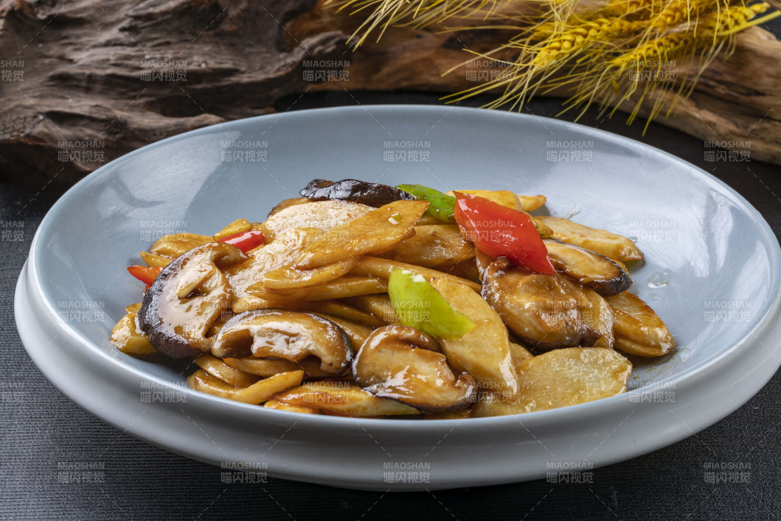 小炒香菇杏鲍菇片图片