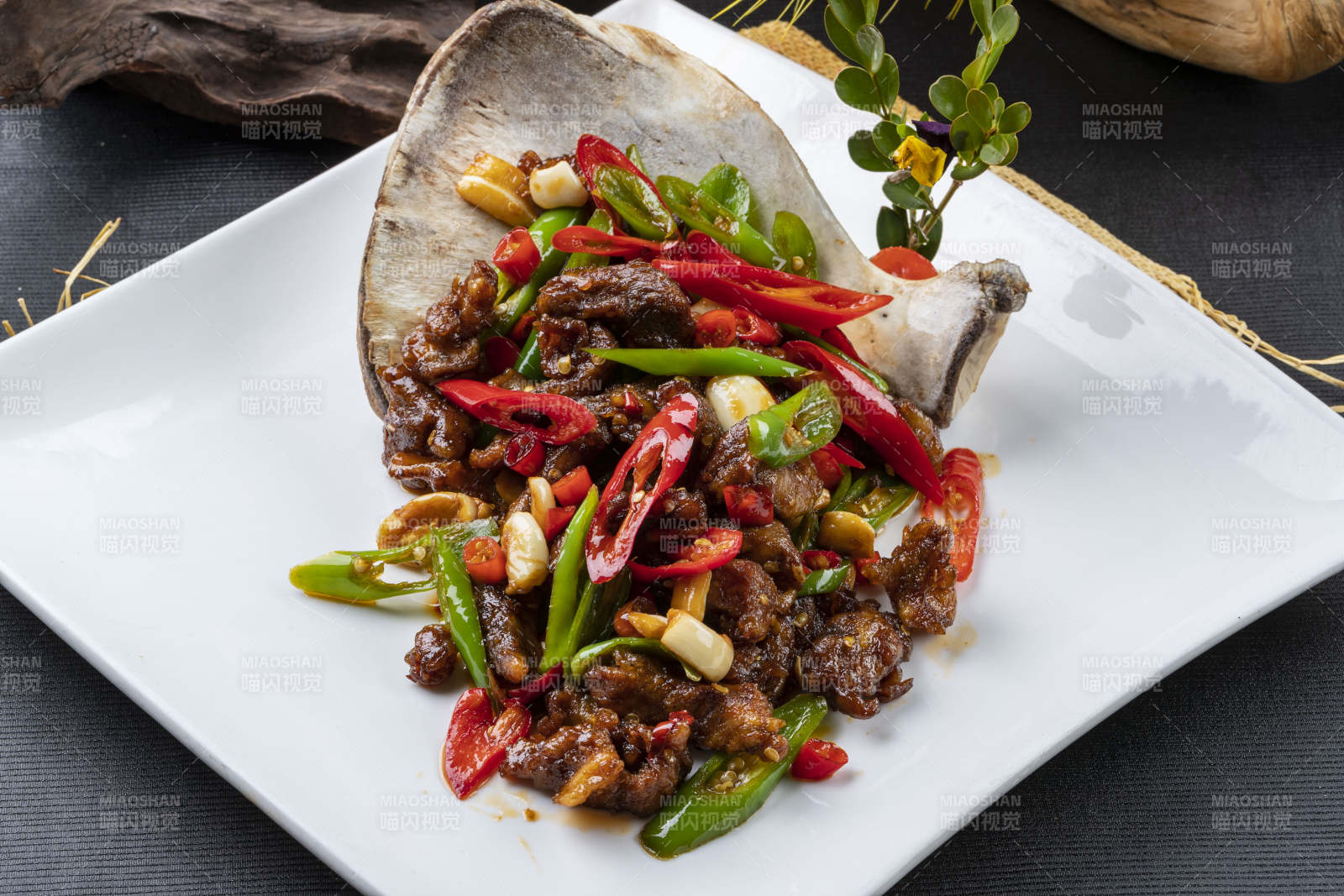 湘味双椒辣炒贴骨肉图片