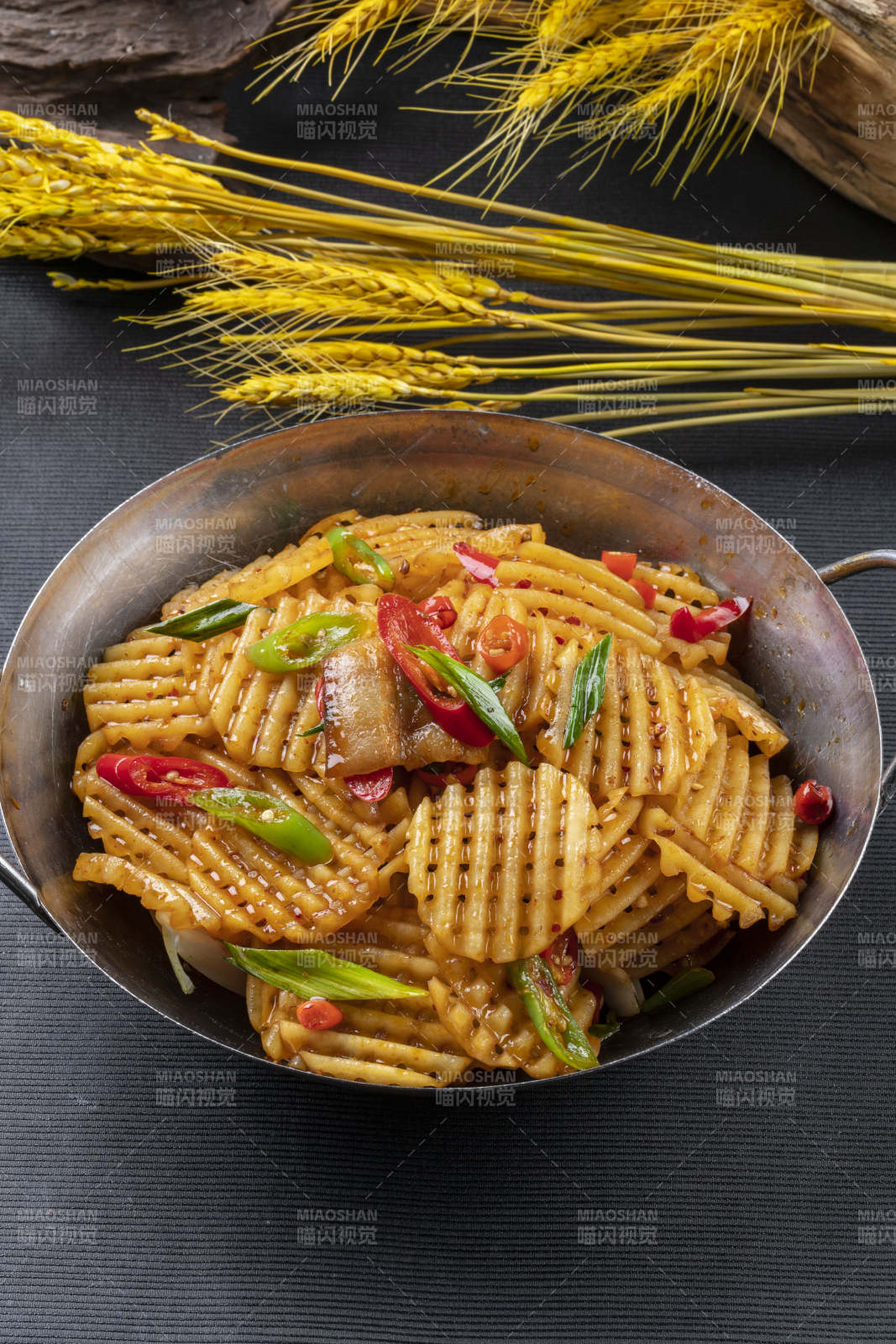 干锅网格土豆片薯格图片