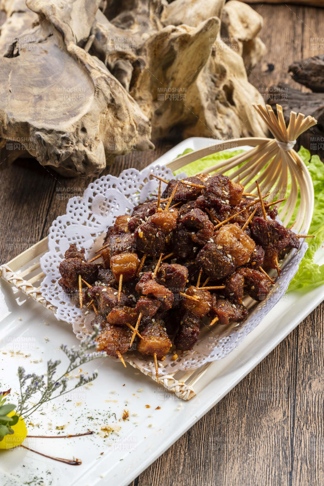 香炸牙签自然羊五花肉孜然羊肉图片