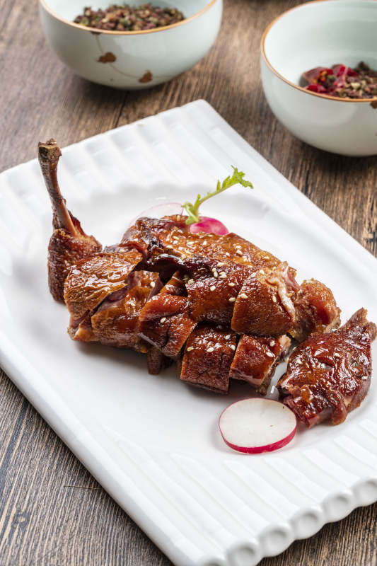 脆皮烧腊鸡半只图片