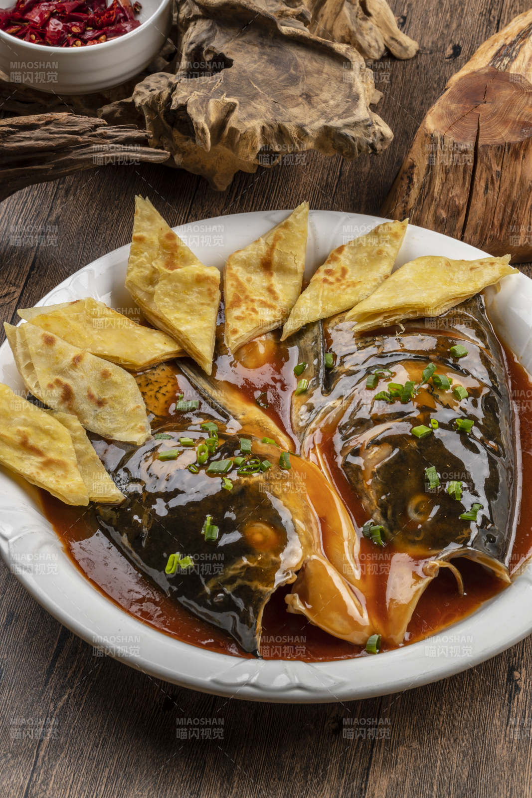 老北京鱼头泡饼图片