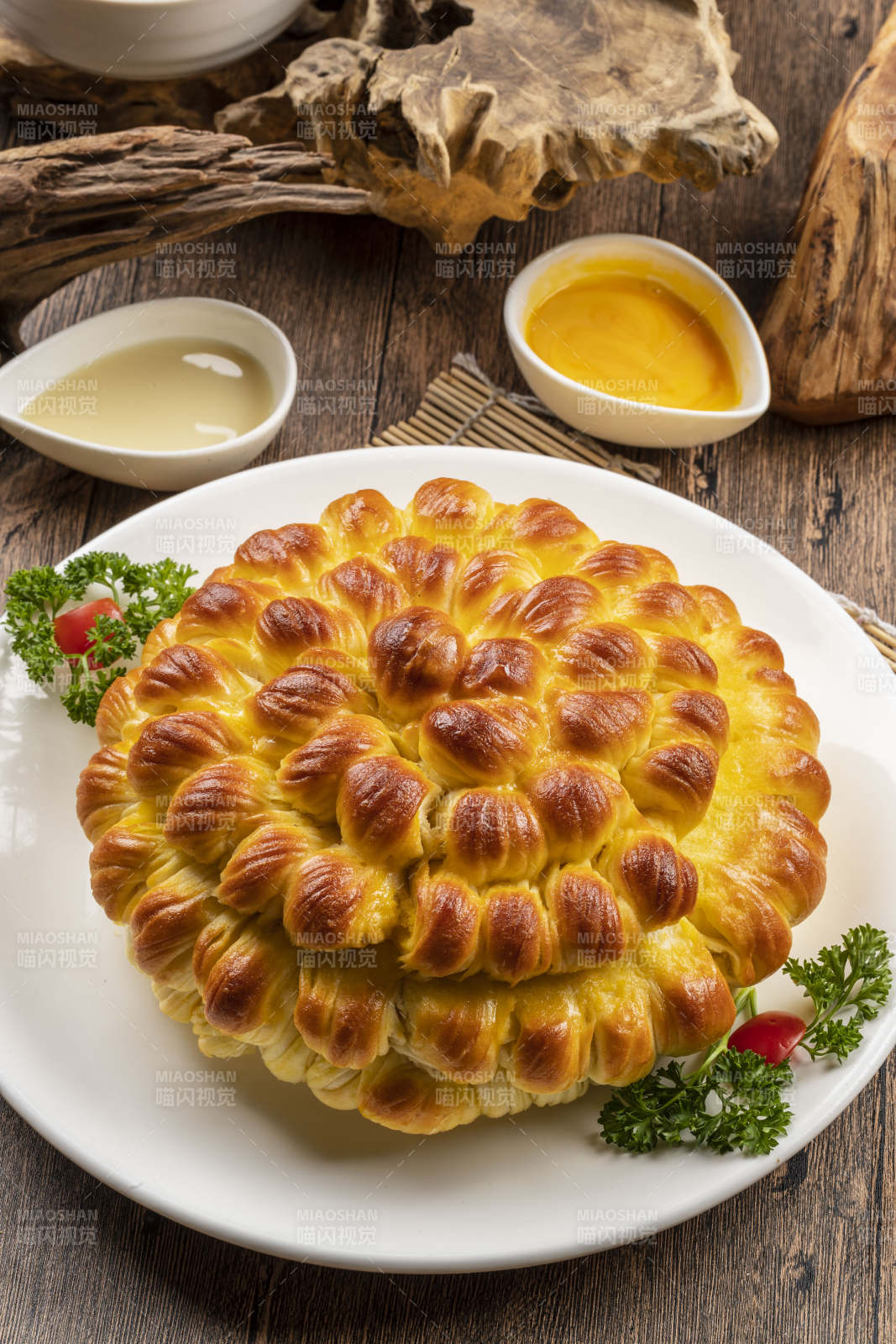 花开富贵烤花卷图片