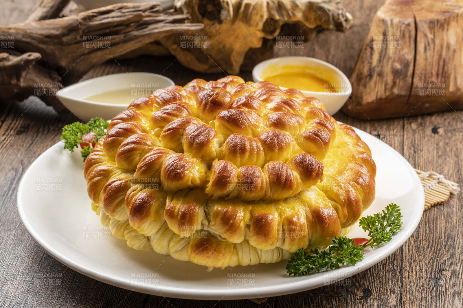 花开富贵烤花卷图片