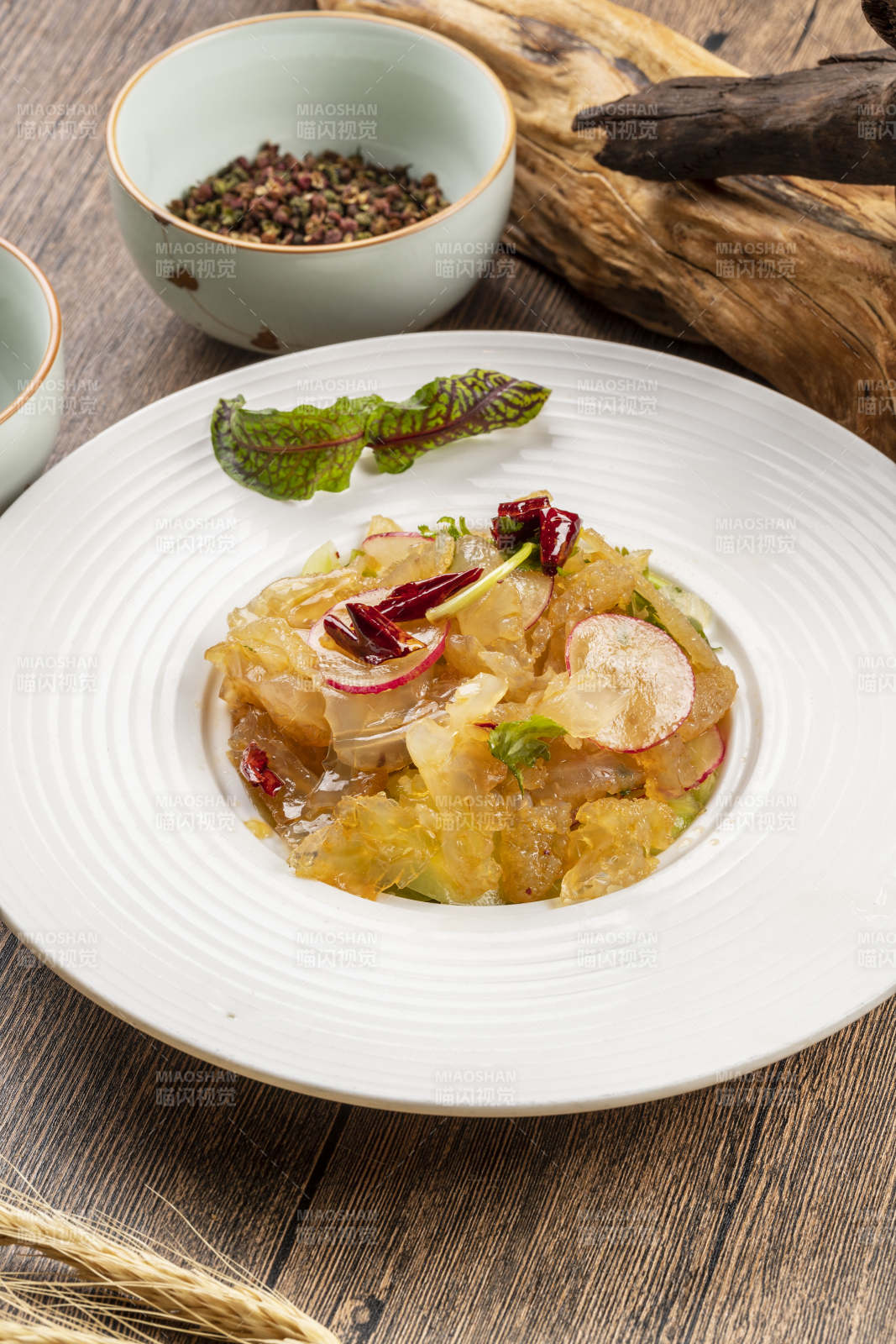 老醋蛰头凉拌海蜇图片