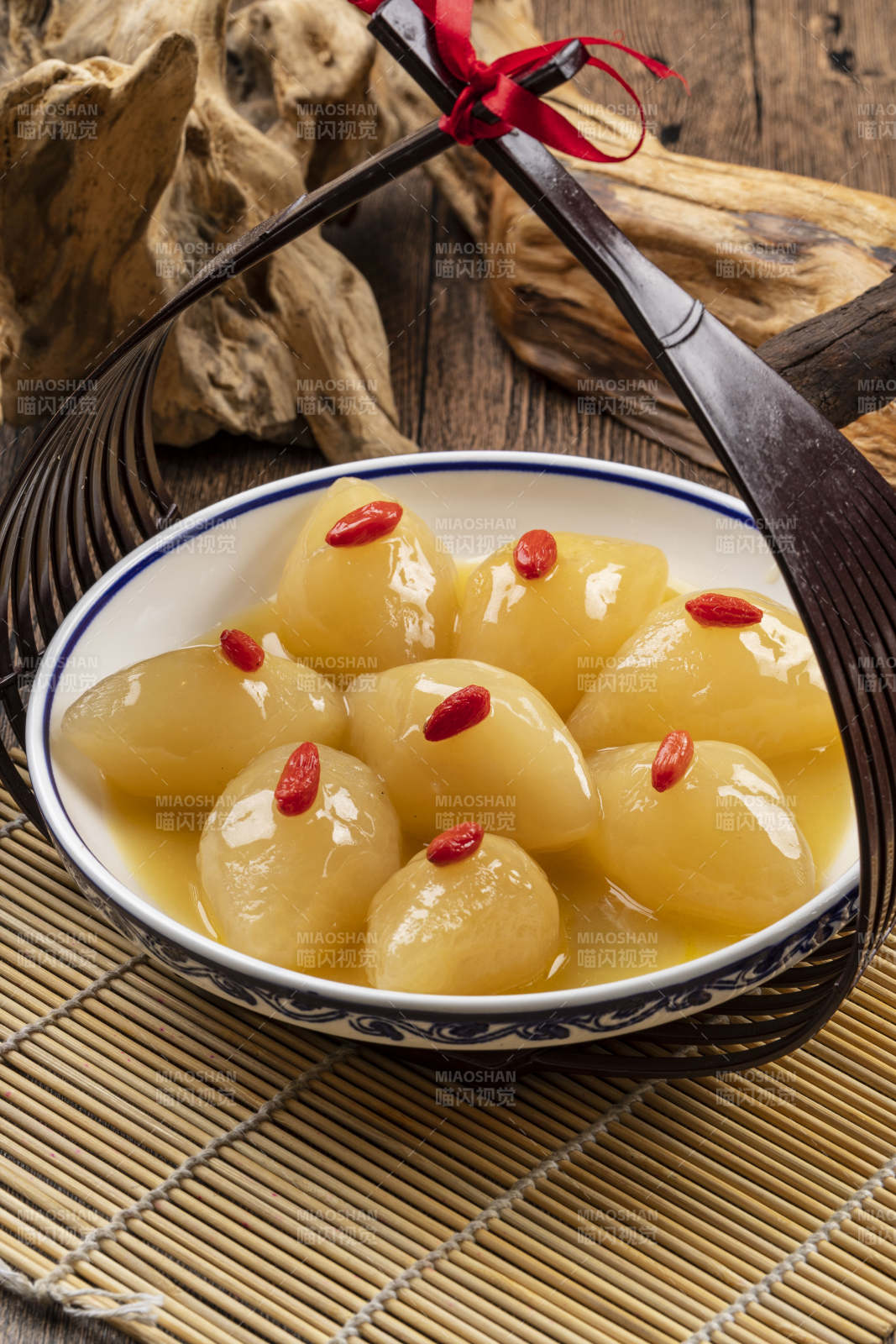 冰糖水煮白薯图片