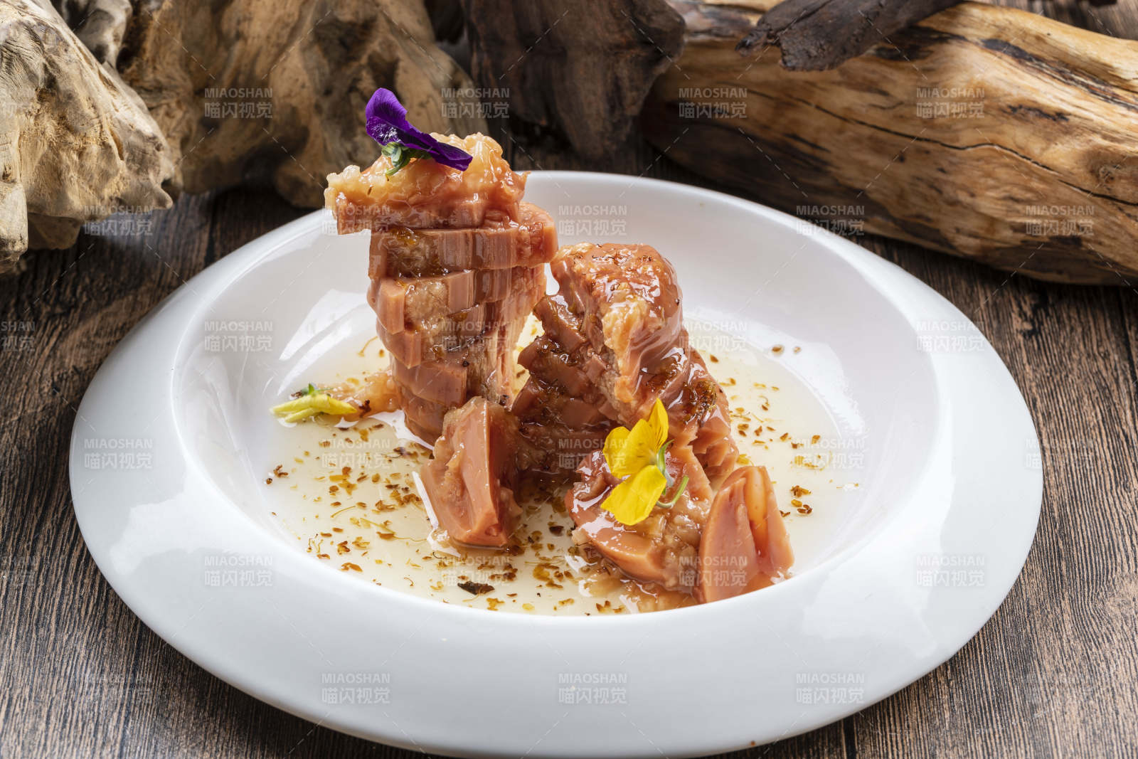 桂花蜜醸黄米藕图片