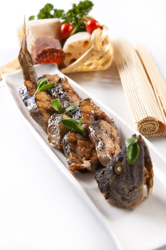 烟熏糟醉青鱼图片