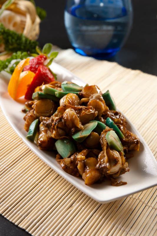 下饭凉菜腊八蒜酱腌螺头图片