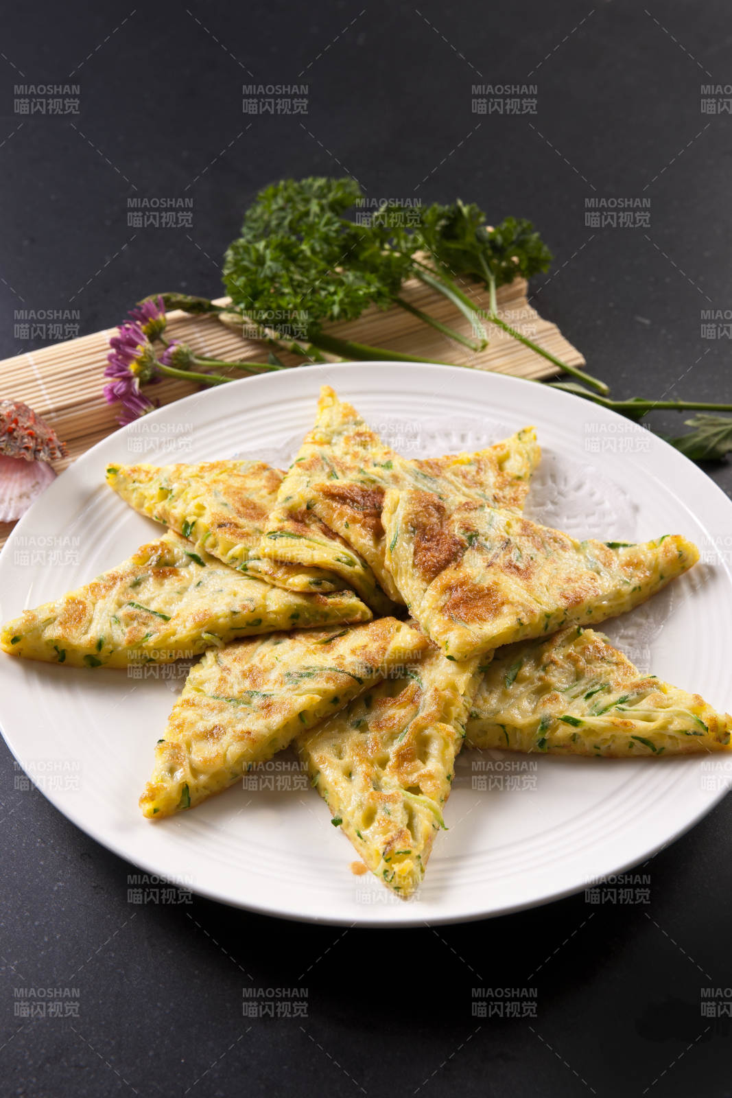 美味蔬菜鸡蛋饼图片