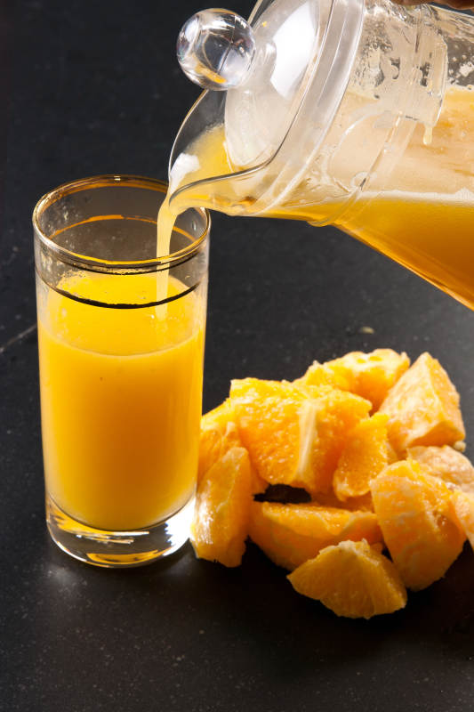 鲜榨果蔬汁图片