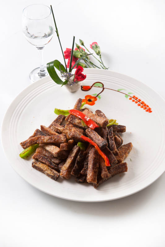 彩椒干炸小驴肉图片