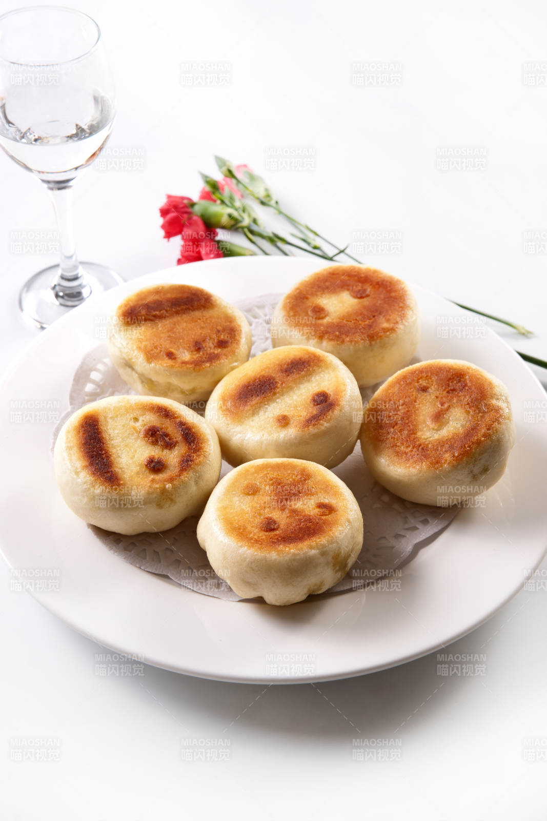 美味烤包子图片