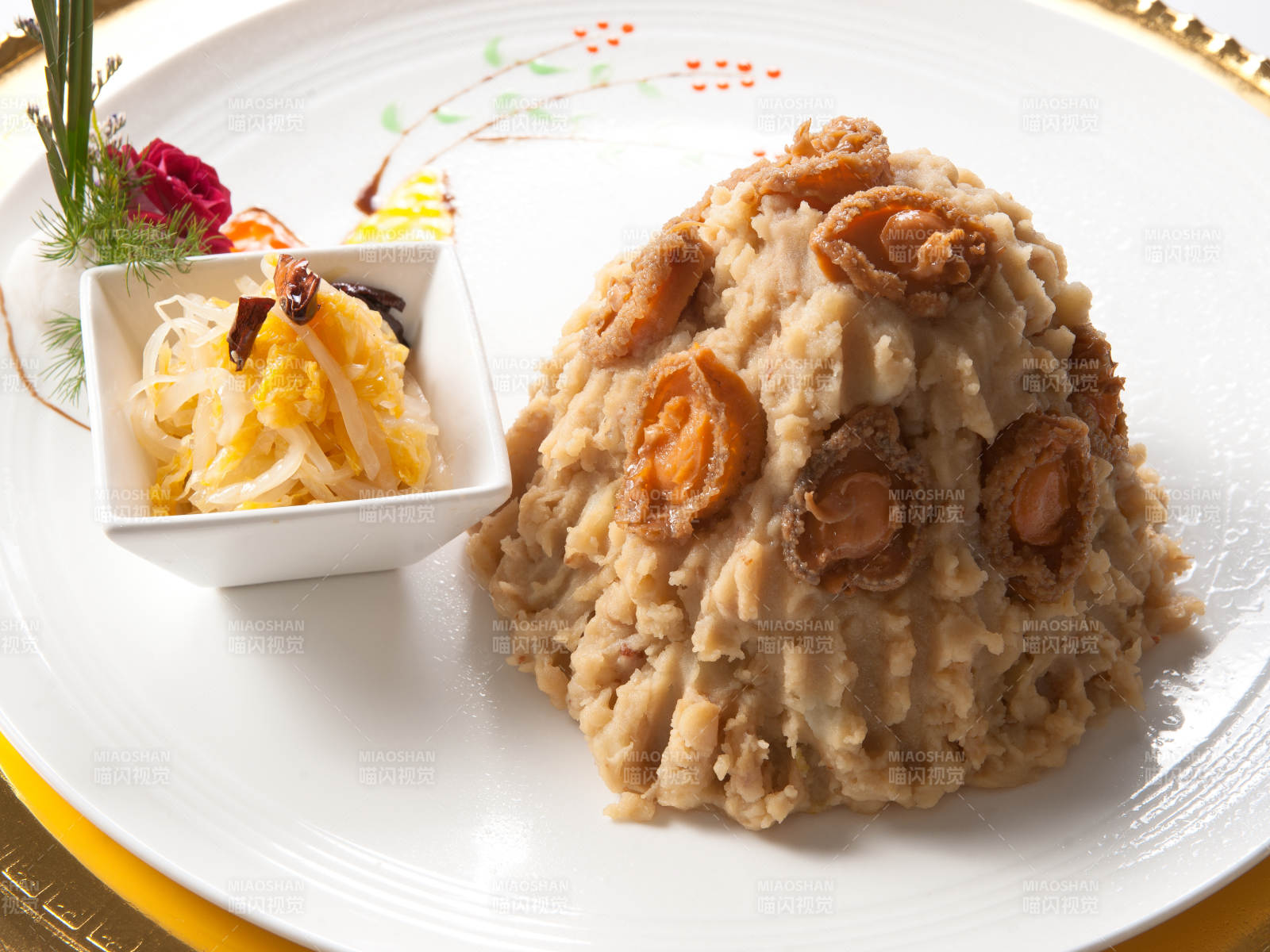 酸菜鲍鱼土豆泥图片