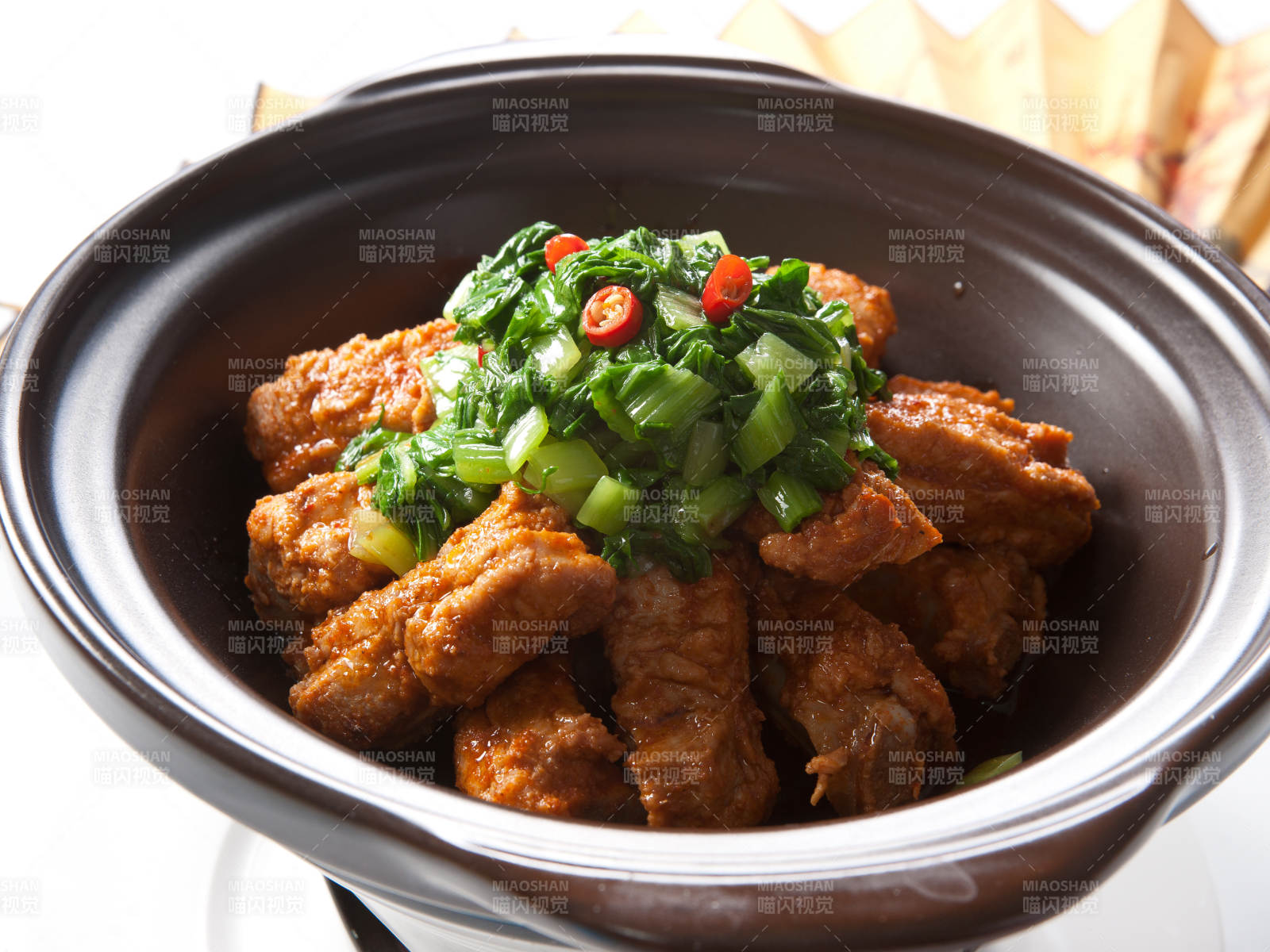 砂锅炖猪肋排图片