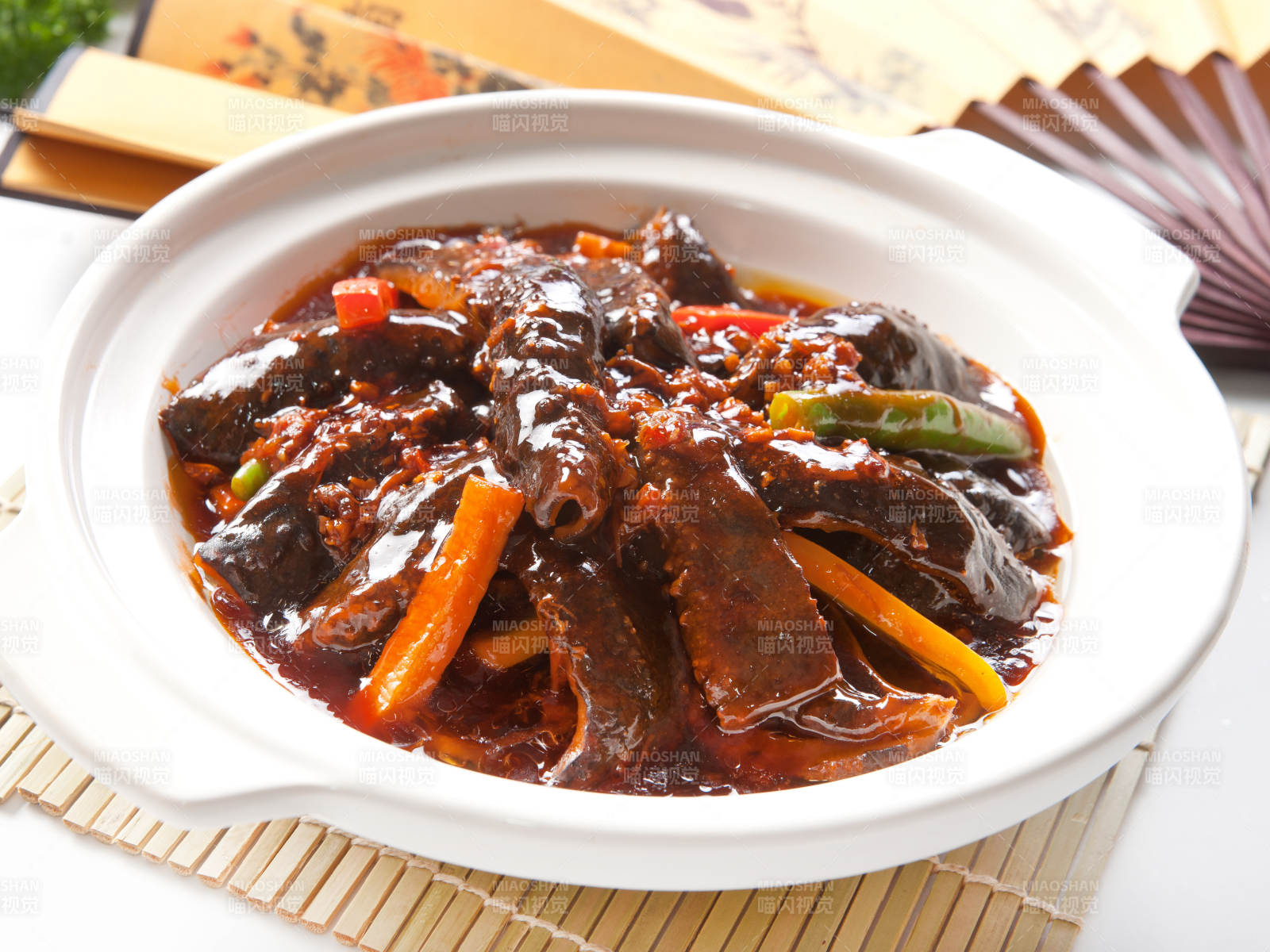 砂锅酱炖海参皮图片