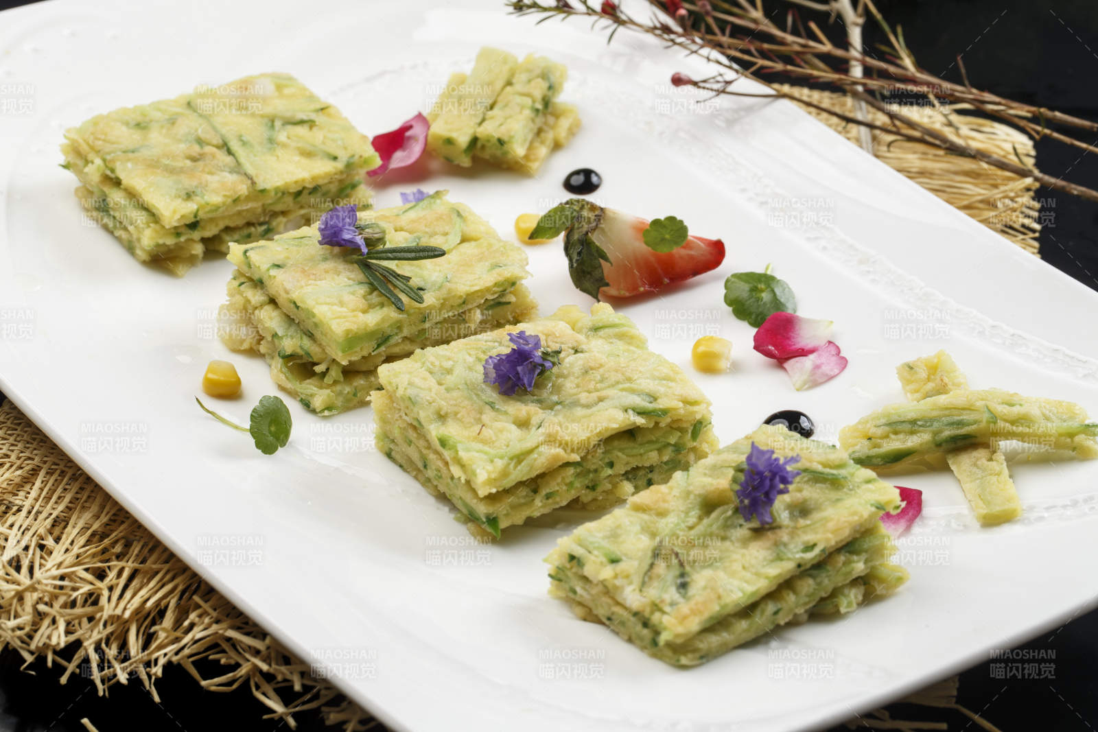 美味野菜鸡蛋饼图片