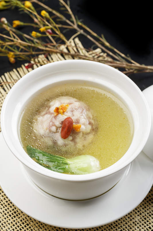 鲜鸡汤葵花大斩肉蟹粉狮子头图片