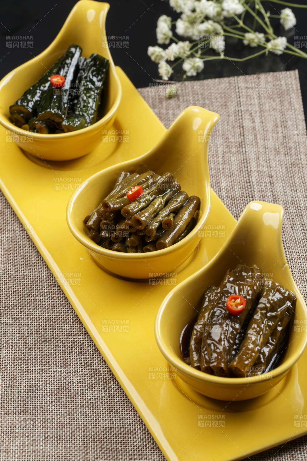 六必居酱菜腌黄瓜腌豇豆虎皮尖椒图片