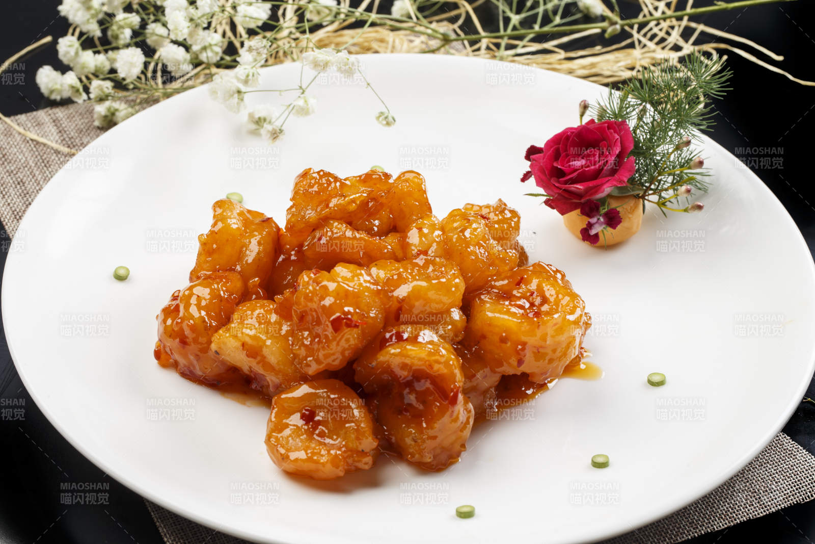 川味宫保大虾球图片