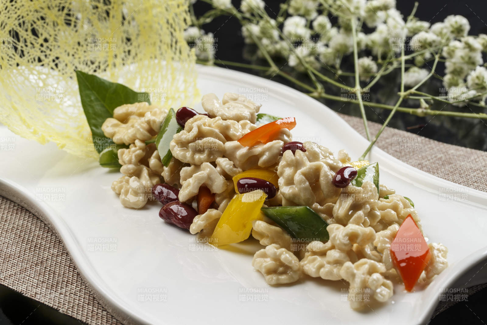 红豆拌核桃仁图片