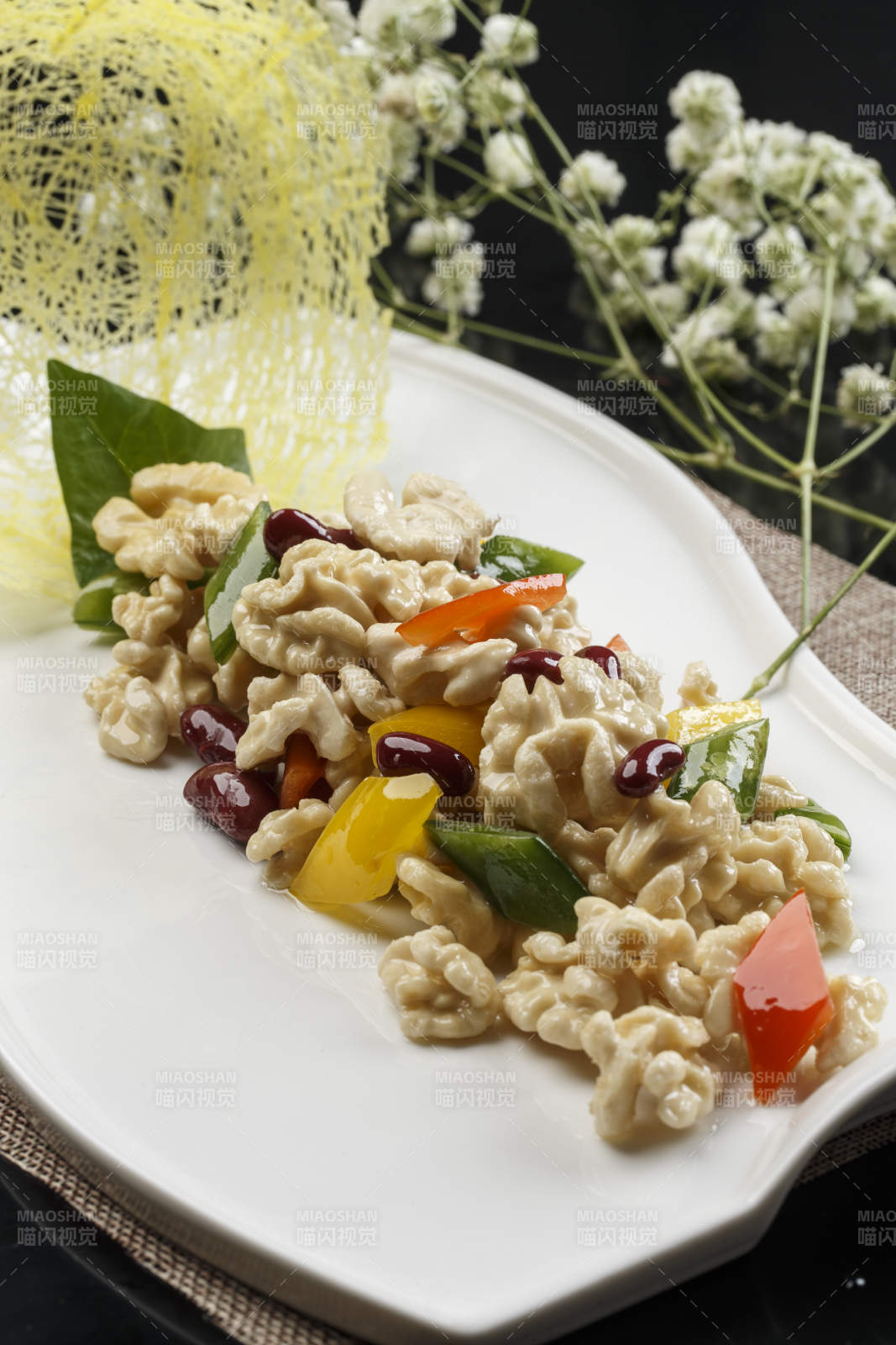 红豆拌核桃仁图片