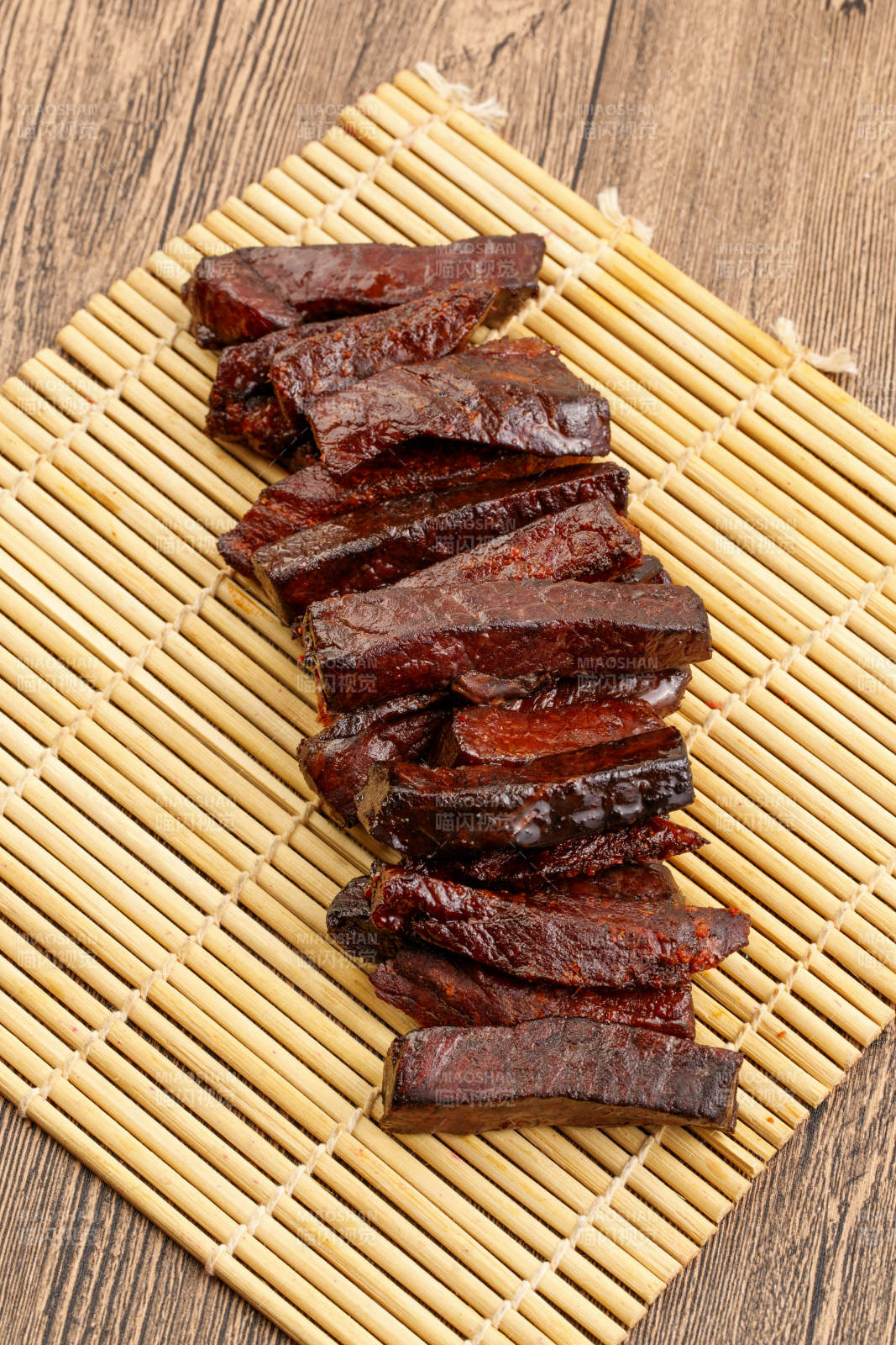 肉香四溢的的内蒙古特产牛肉干图片