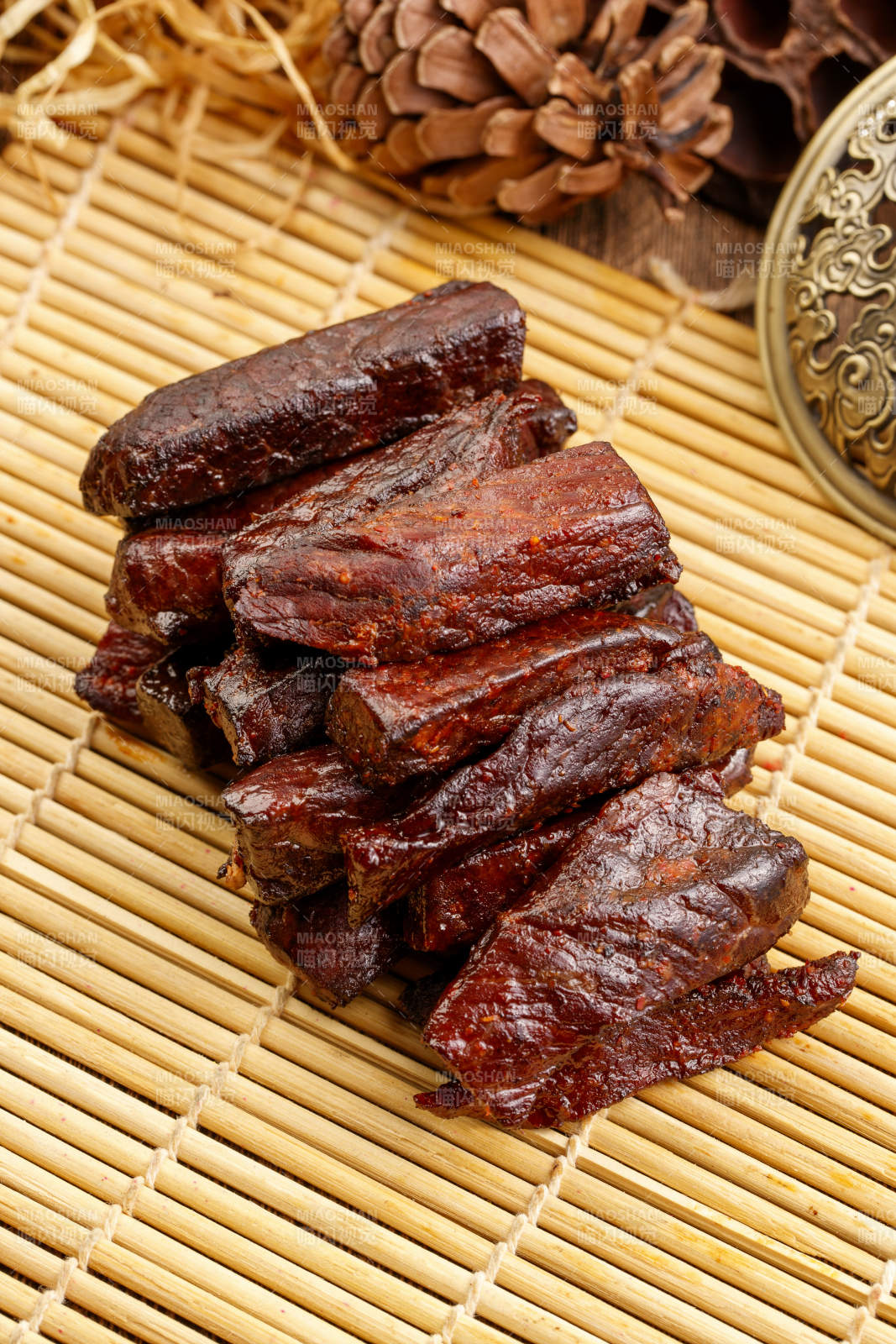 肉香四溢的的内蒙古特产牛肉干图片